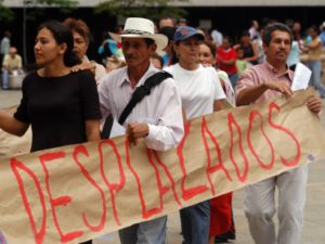 Mar de Fueguitos: Las migraciones forzadas y la propuesta del ecofeminismo como defensa de la vida ante el capital