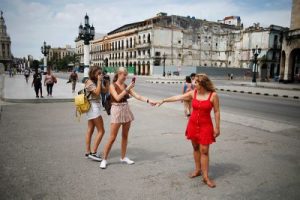Cubainformación: Hundir el turismo europeo a Cuba: nueva tuerca en el bloqueo