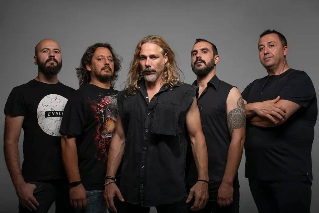 La mirada negra: Entrevista con Eveth