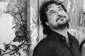 Mar de fueguitos: David Eloy Rodríguez, vida en el fin
