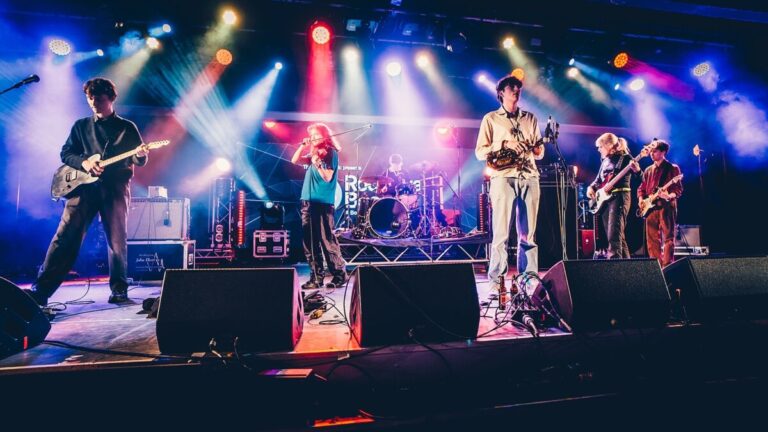 Original y copia: PLAYLIST # 64. Noviembre 2025