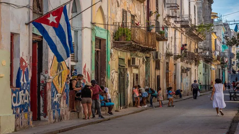 Mar de fueguitos: Cuba, sobrevivir al asedio imperialista