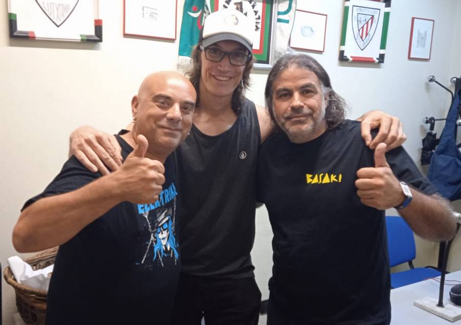 La mirada negra: Entrevista  con  Basaki