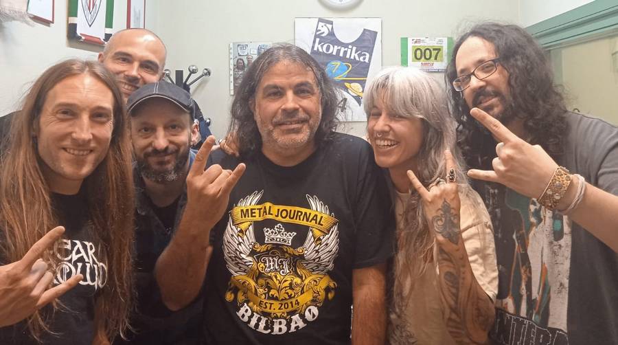 La mirada negra: Entrevista  con  Fear  Crowd