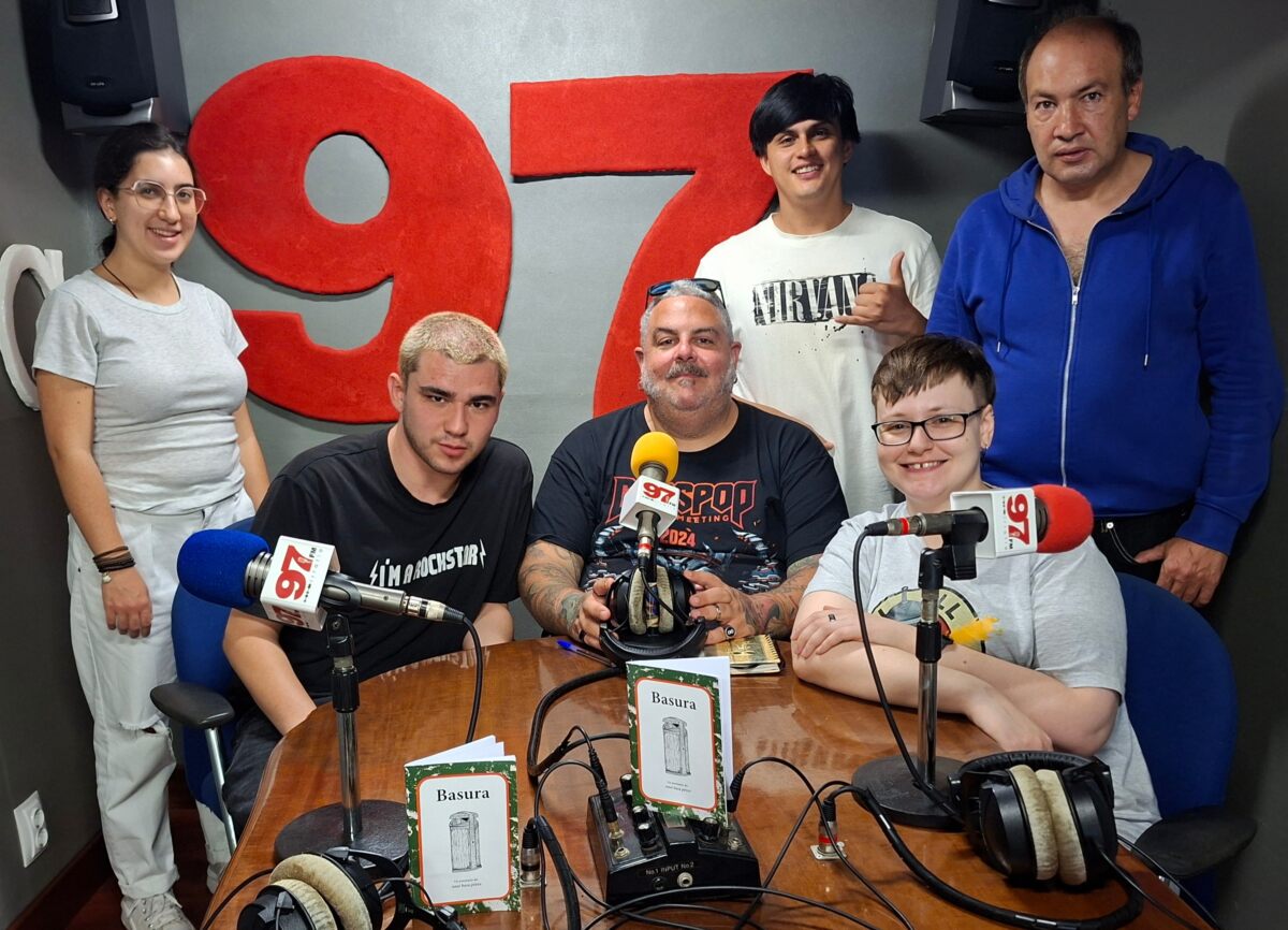 Buenamente: El  poeta  Unai  Baza  Pérez  y  mucho  más