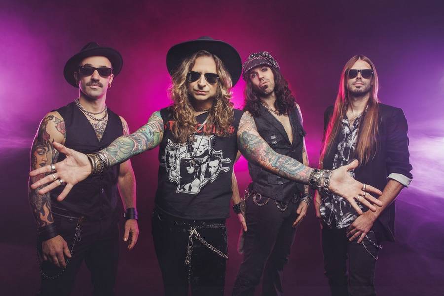 La mirada negra: Entrevista  con  Jolly  Joker